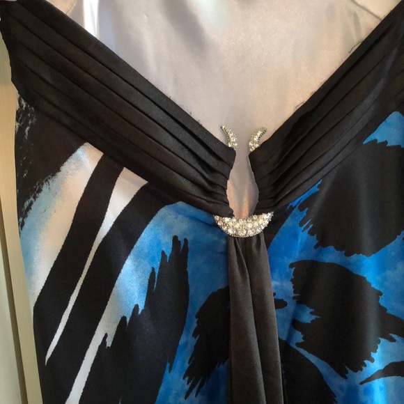 Cache Halter low back gown - Picture 5 of 8